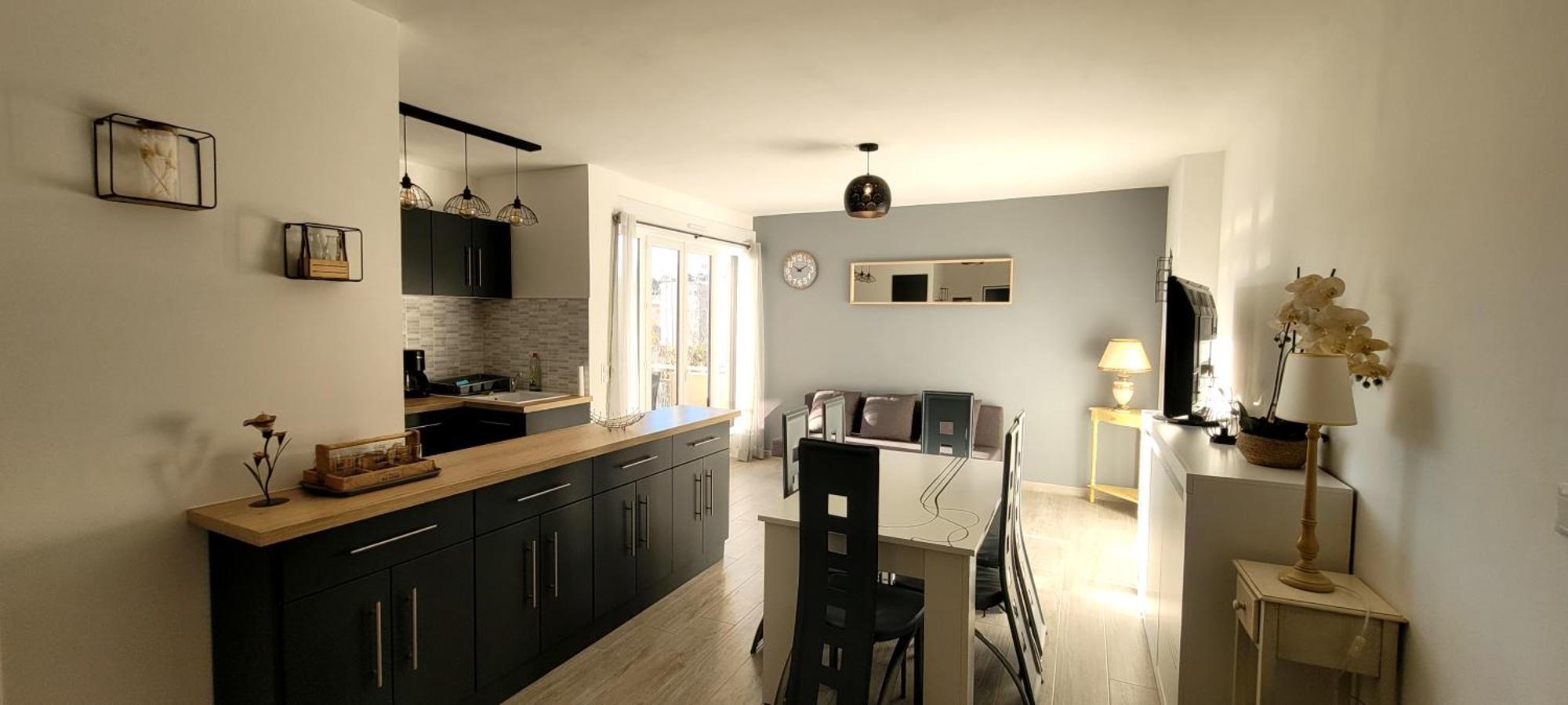 Apartamento T3 A 50 M De La